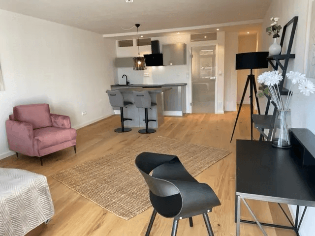 Pronájem bytu 1+1 24 m², Kommissionsstraße 14, Neuruppin, Braniborsko Pronájem bytu 1+1 24 m², Kommissionsstraße 14, Neuruppin, Braniborsko