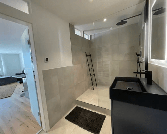 Pronájem bytu 1+1 24 m², Kommissionsstraße 14, Neuruppin, Braniborsko Pronájem bytu 1+1 24 m², Kommissionsstraße 14, Neuruppin, Braniborsko