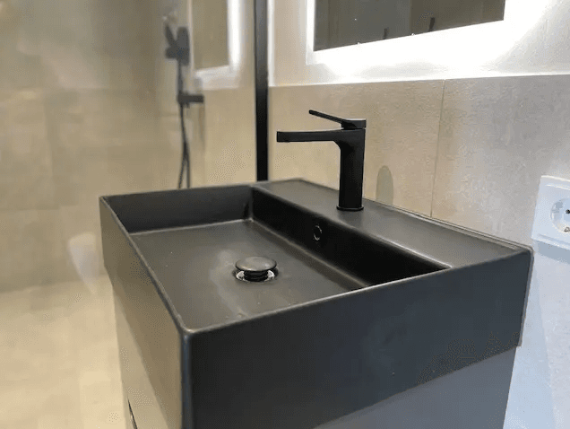 Pronájem bytu 1+1 24 m², Kommissionsstraße 14, Neuruppin, Braniborsko Pronájem bytu 1+1 24 m², Kommissionsstraße 14, Neuruppin, Braniborsko