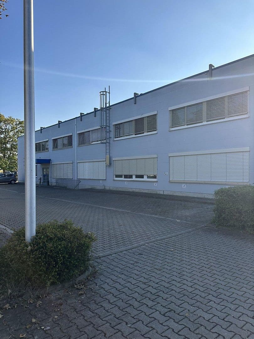 Pronájem kanceláře 270 m², Affingerstr. 12-14, Augsburg, Bavorsko Pronájem kanceláře 270 m², Affingerstr. 12-14, Augsburg, Bavorsko