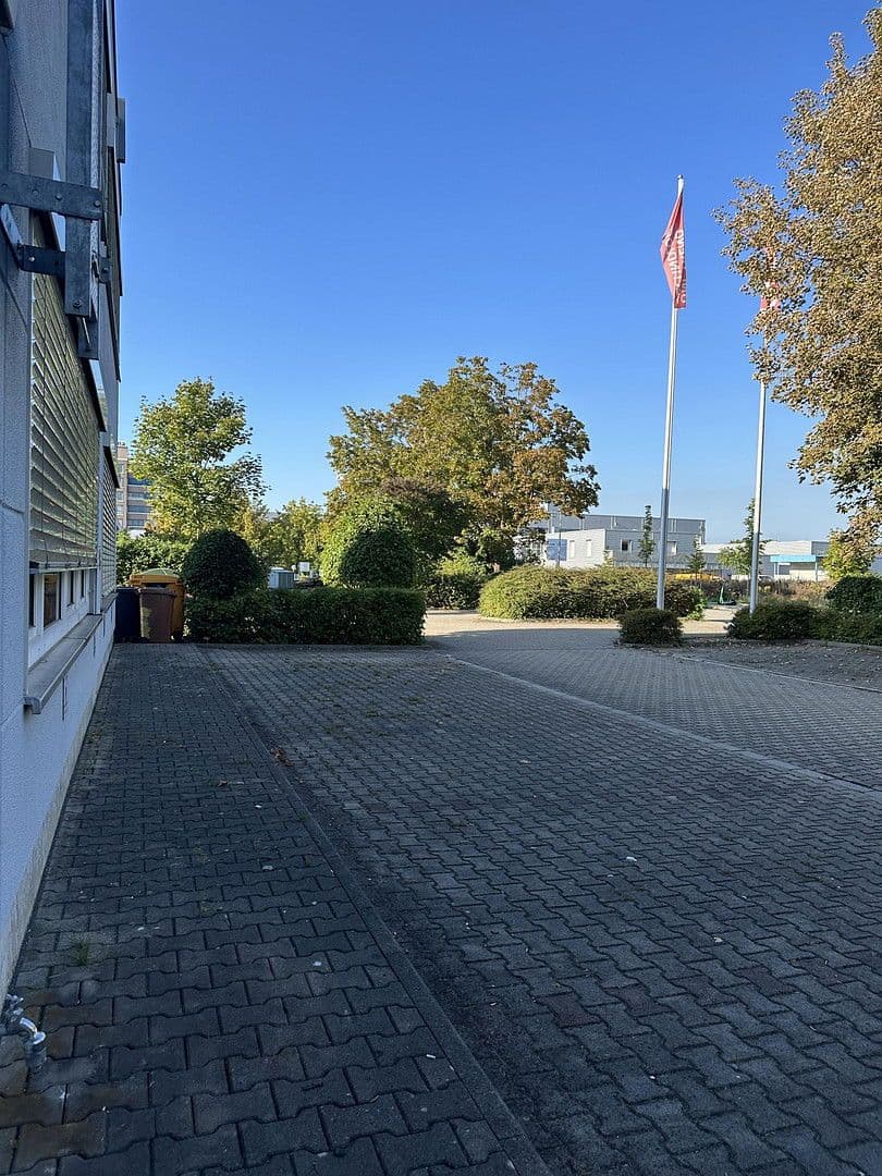 Pronájem kanceláře 270 m², Affingerstr. 12-14, Augsburg, Bavorsko Pronájem kanceláře 270 m², Affingerstr. 12-14, Augsburg, Bavorsko