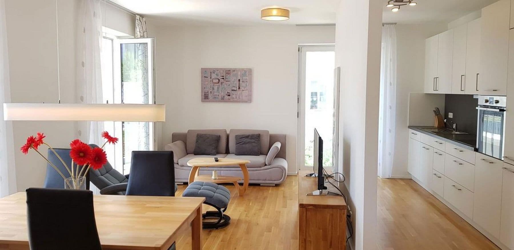 Pronájem bytu 2+1 41 m², Oberhausen, Severní Porýní-Vestfálsko Pronájem bytu 2+1 41 m², Oberhausen, Severní Porýní-Vestfálsko