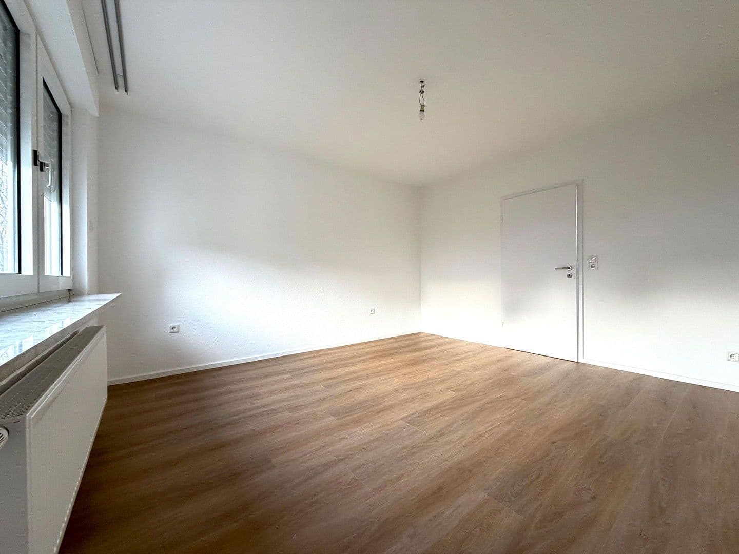 Pronájem bytu 3+1 71 m², Wermelskirchen, Severní Porýní-Vestfálsko Pronájem bytu 3+1 71 m², Wermelskirchen, Severní Porýní-Vestfálsko