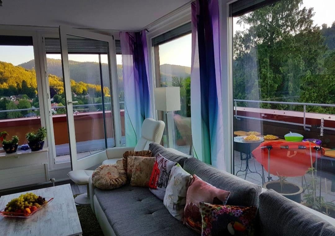 Prodej bytu 3+kk 120 m², Oswald-Zobel-Straße 11, Bad Herrenalb, Bádensko-Württembersko Prodej bytu 3+kk 120 m², Oswald-Zobel-Straße 11, Bad Herrenalb, Bádensko-Württembersko