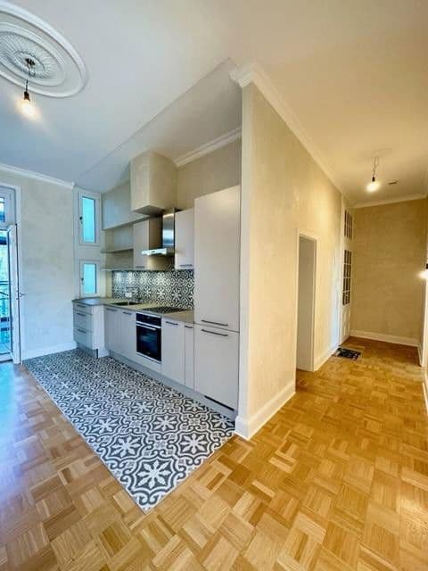 Prodej bytu 3+1 75 m², Frankfurt, Hessen Prodej bytu 3+1 75 m², Frankfurt, Hessen