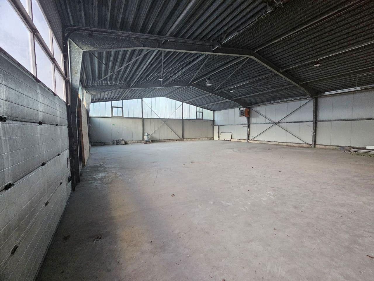 Pronájem nebytového prostoru 4.000 m², Tostedt, Dolní Sasko Pronájem nebytového prostoru 4.000 m², Tostedt, Dolní Sasko