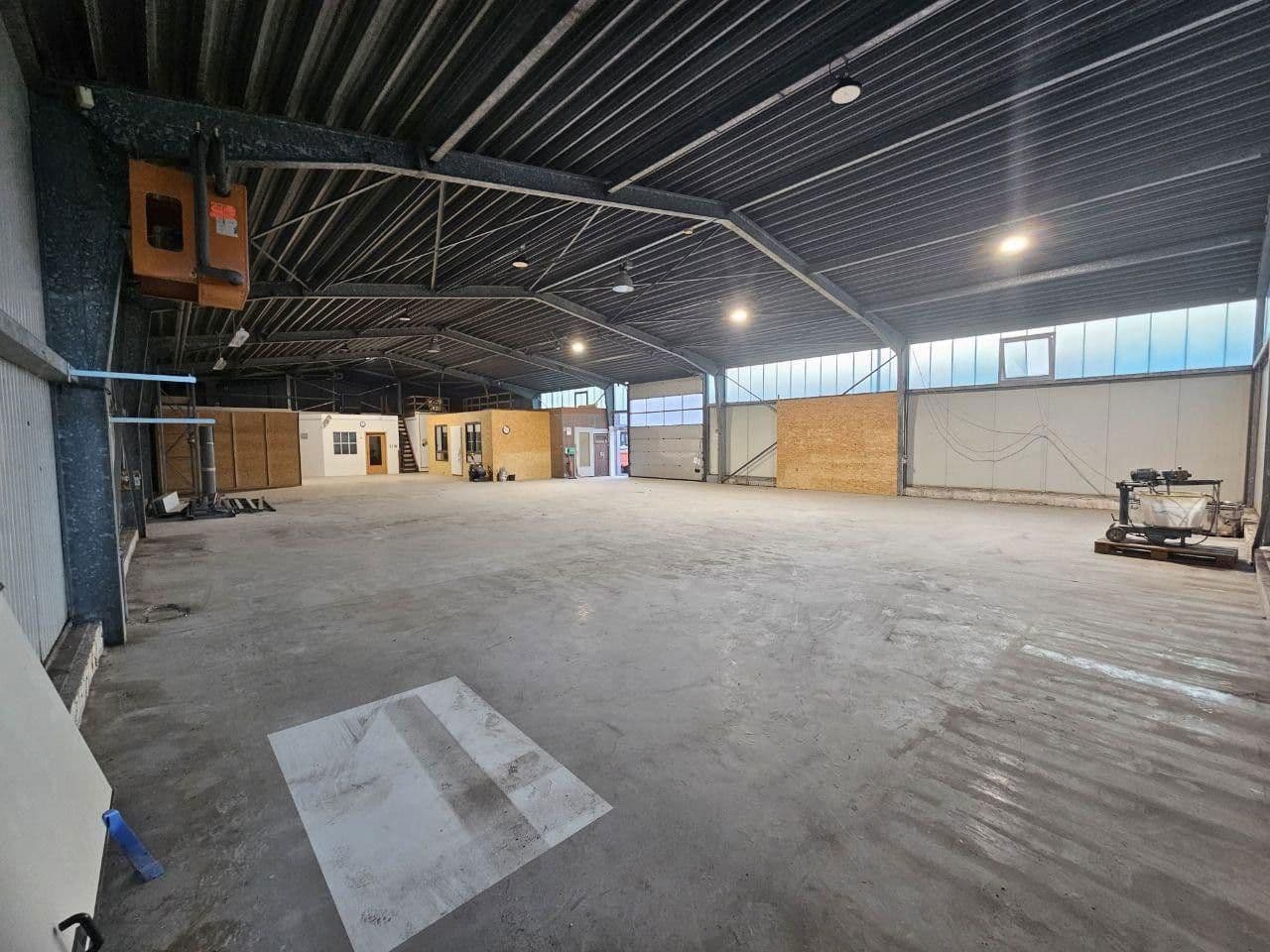 Pronájem nebytového prostoru 4.000 m², Tostedt, Dolní Sasko Pronájem nebytového prostoru 4.000 m², Tostedt, Dolní Sasko