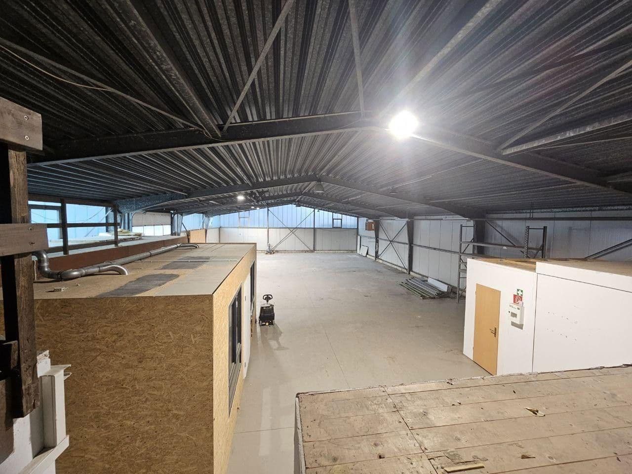 Pronájem nebytového prostoru 4.000 m², Tostedt, Dolní Sasko Pronájem nebytového prostoru 4.000 m², Tostedt, Dolní Sasko