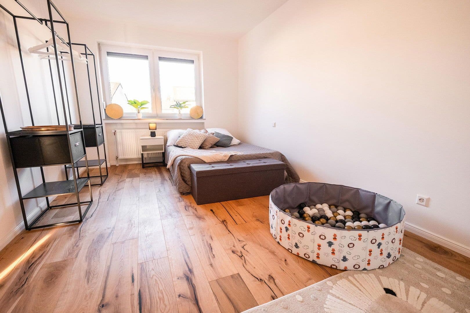 Prodej domu 133 m², pozemek 190 m², Kiefernweg 35, Stuhr, Dolní Sasko Prodej domu 133 m², pozemek 190 m², Kiefernweg 35, Stuhr, Dolní Sasko