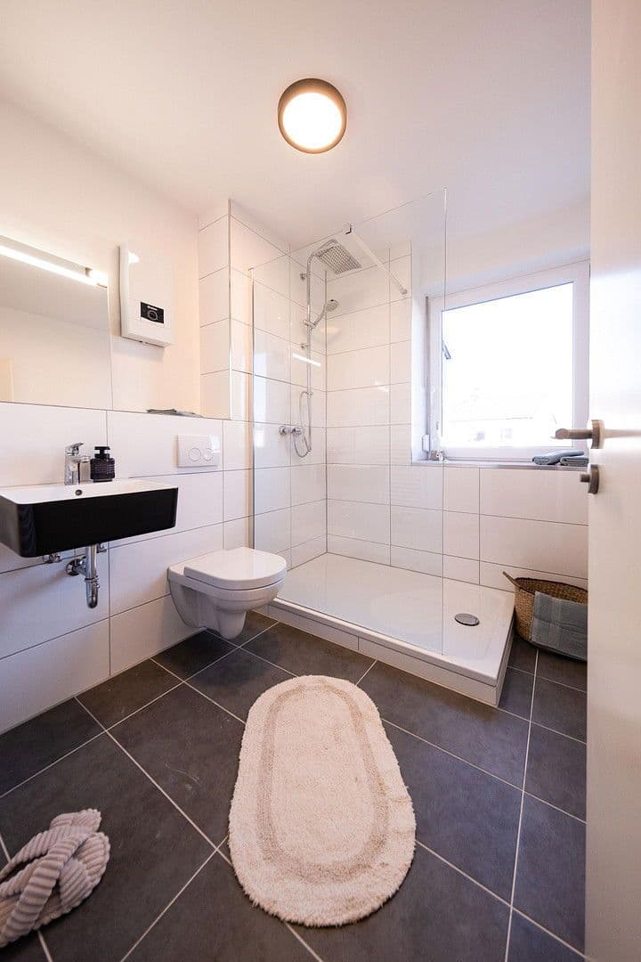 Prodej domu 133 m², pozemek 190 m², Kiefernweg 35, Stuhr, Dolní Sasko Prodej domu 133 m², pozemek 190 m², Kiefernweg 35, Stuhr, Dolní Sasko