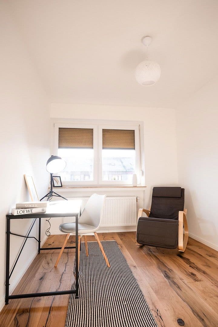 Prodej domu 133 m², pozemek 190 m², Kiefernweg 35, Stuhr, Dolní Sasko Prodej domu 133 m², pozemek 190 m², Kiefernweg 35, Stuhr, Dolní Sasko