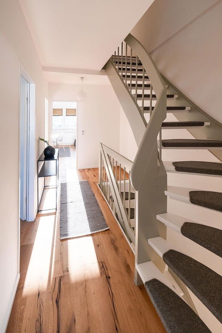 Prodej domu 133 m², pozemek 190 m², Kiefernweg 35, Stuhr, Dolní Sasko Prodej domu 133 m², pozemek 190 m², Kiefernweg 35, Stuhr, Dolní Sasko