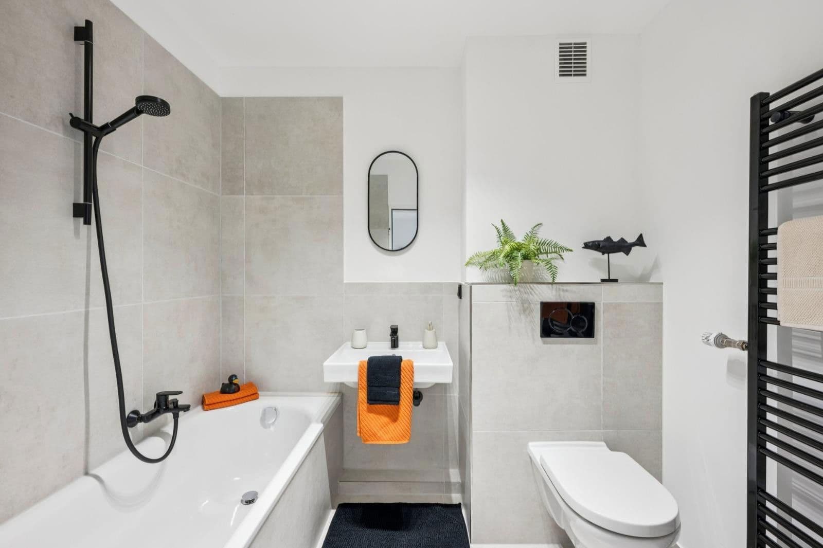 Prodej bytu 3+1 92 m², Neutraubling, Bavorsko Prodej bytu 3+1 92 m², Neutraubling, Bavorsko