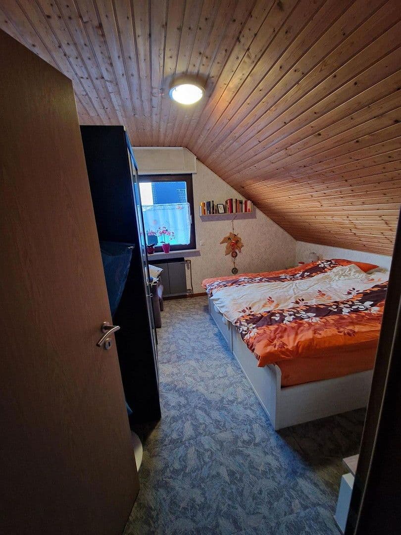 Prodej domu 133 m², pozemek 399 m², Nörvenich, Severní Porýní-Vestfálsko Prodej domu 133 m², pozemek 399 m², Nörvenich, Severní Porýní-Vestfálsko