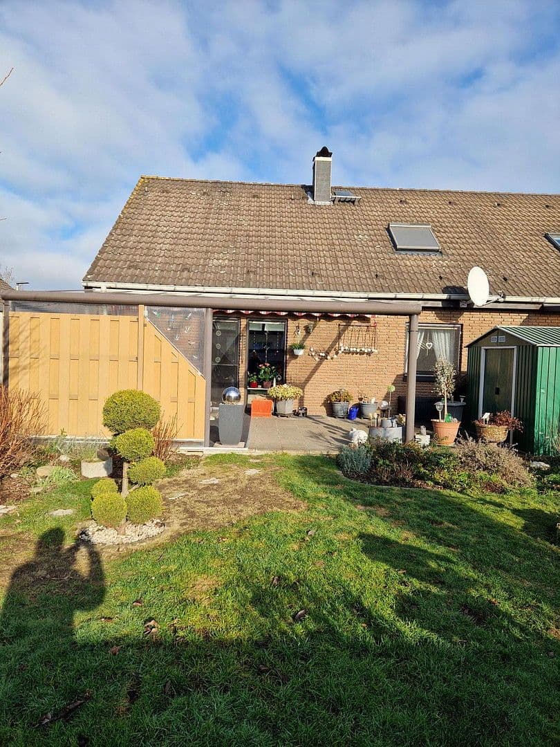 Prodej domu 133 m², pozemek 399 m², Nörvenich, Severní Porýní-Vestfálsko Prodej domu 133 m², pozemek 399 m², Nörvenich, Severní Porýní-Vestfálsko