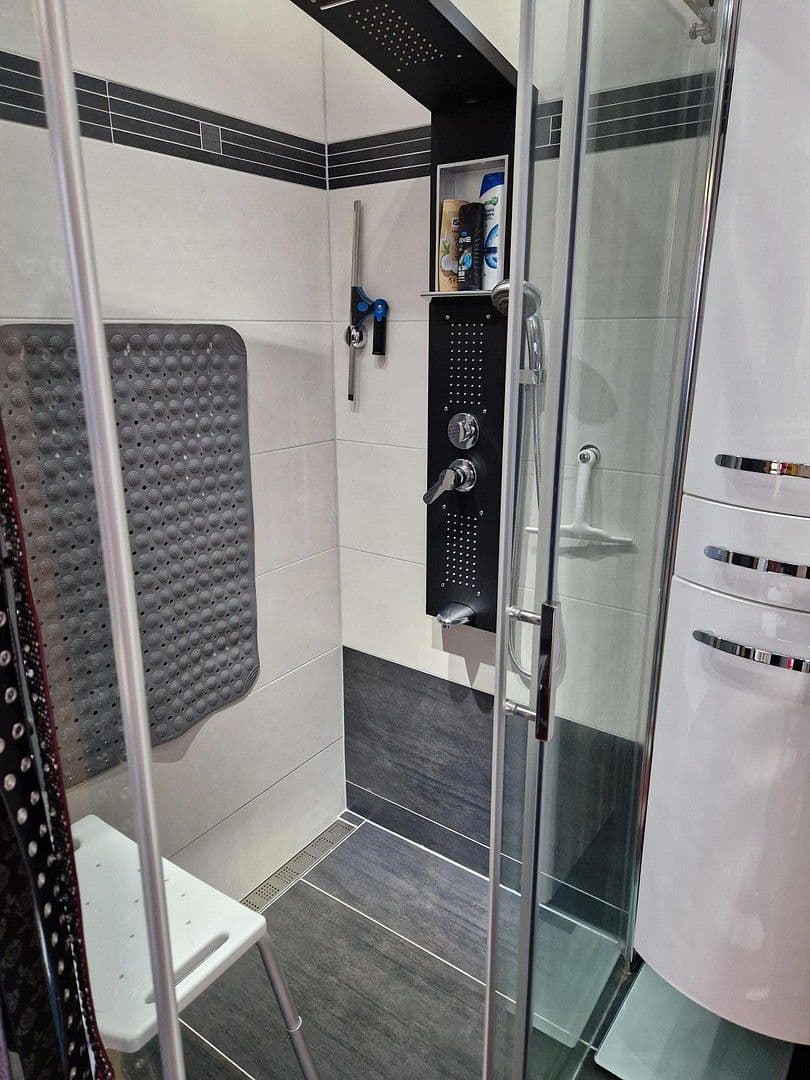 Prodej domu 133 m², pozemek 399 m², Nörvenich, Severní Porýní-Vestfálsko Prodej domu 133 m², pozemek 399 m², Nörvenich, Severní Porýní-Vestfálsko