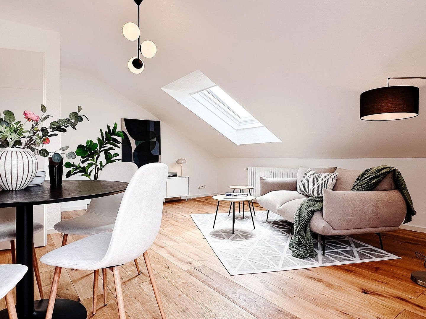 Prodej bytu 3+1 81 m², Leonberg, Bádensko-Württembersko Prodej bytu 3+1 81 m², Leonberg, Bádensko-Württembersko