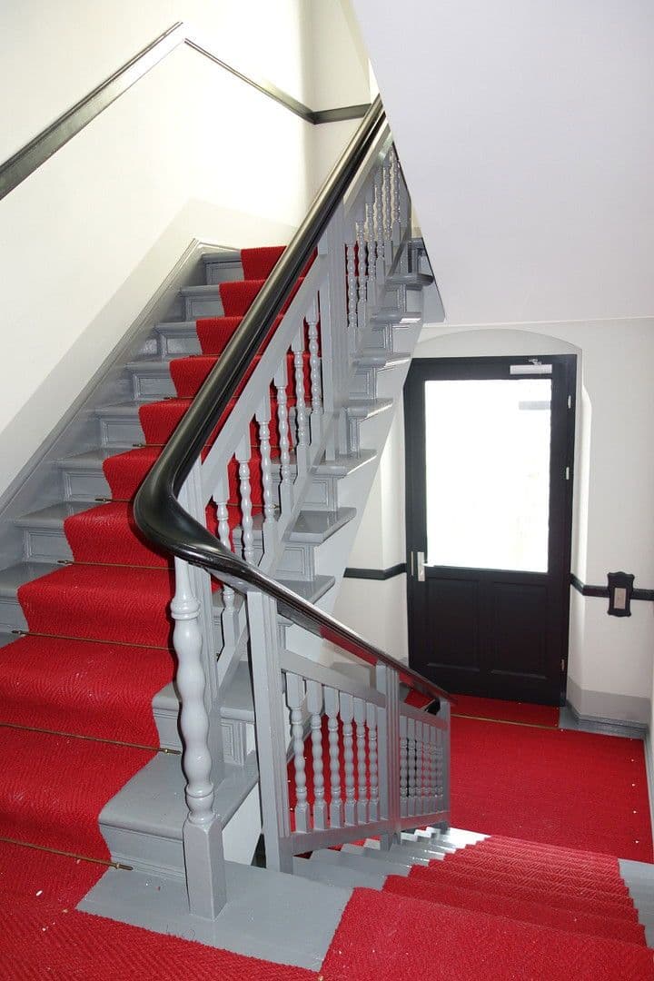 Pronájem bytu 2+1 67 m², Konradinstraße 28, Berlin, Berlín Pronájem bytu 2+1 67 m², Konradinstraße 28, Berlin, Berlín