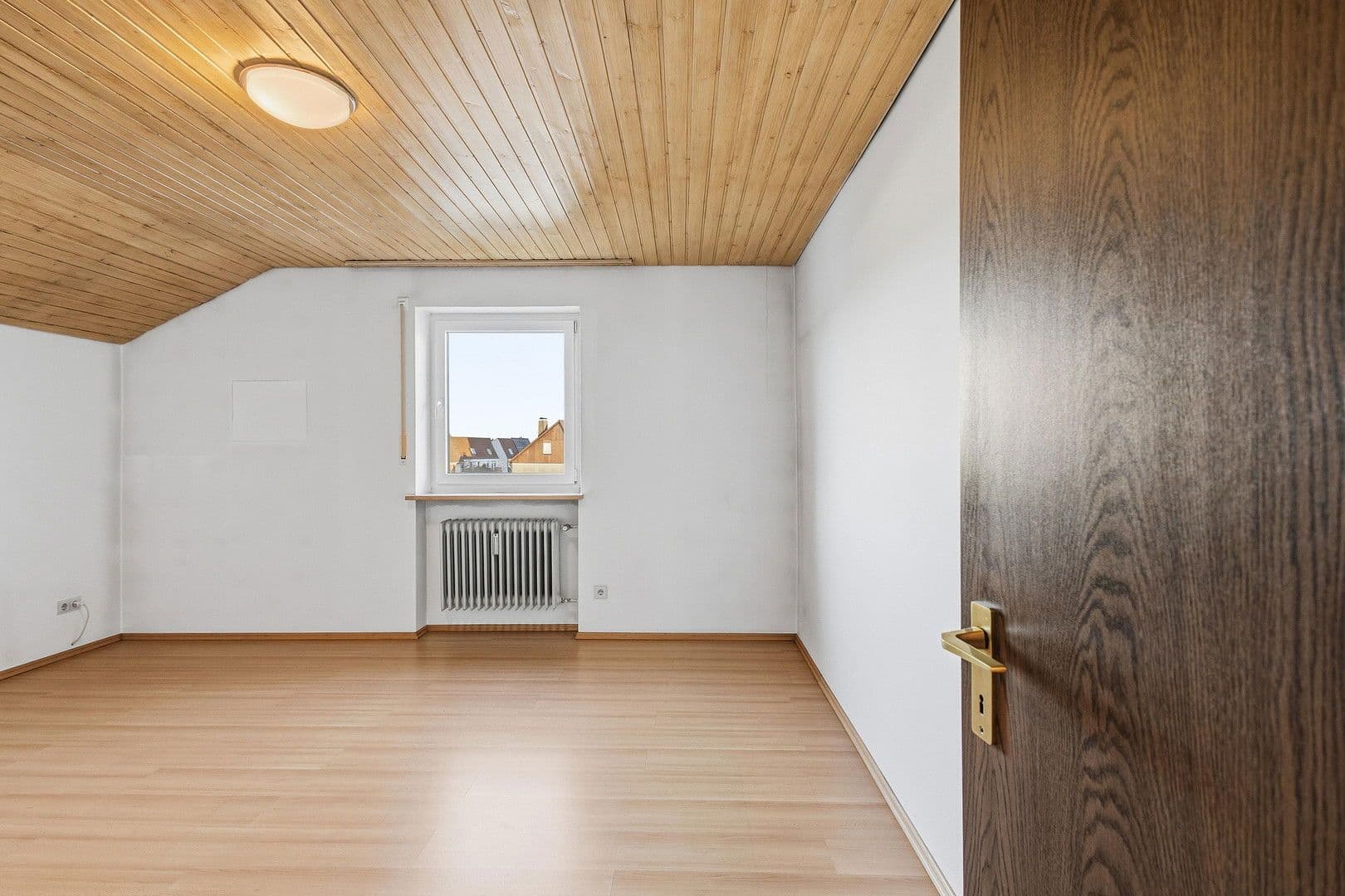 Prodej bytu 3+1 90 m², Neutraubling, Bavorsko Prodej bytu 3+1 90 m², Neutraubling, Bavorsko