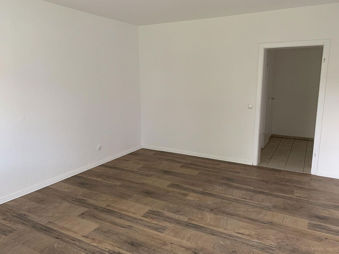 Pronájem bytu 2+kk 61 m², Schlangenwallstraße 5, Gelsenkirchen, Severní Porýní-Vestfálsko Pronájem bytu 2+kk 61 m², Schlangenwallstraße 5, Gelsenkirchen, Severní Porýní-Vestfálsko