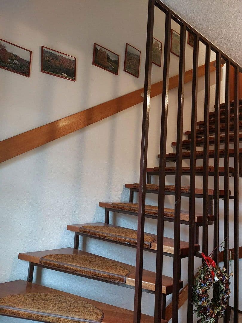 Pronájem bytu 3+1 68 m², Stöckenweg 5A, Rosdorf, Dolní Sasko Pronájem bytu 3+1 68 m², Stöckenweg 5A, Rosdorf, Dolní Sasko