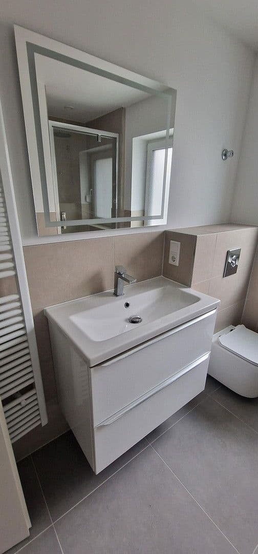 Pronájem bytu 2+1 50 m², Hauptstr. 2a, Schwarzenbruck, Bavorsko Pronájem bytu 2+1 50 m², Hauptstr. 2a, Schwarzenbruck, Bavorsko