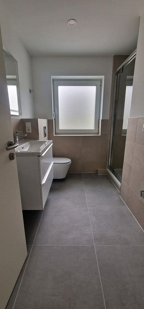 Pronájem bytu 2+1 50 m², Hauptstr. 2a, Schwarzenbruck, Bavorsko Pronájem bytu 2+1 50 m², Hauptstr. 2a, Schwarzenbruck, Bavorsko