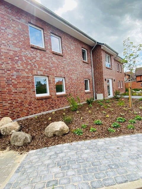 Pronájem bytu 3+1 85 m², Mühlenweg 7, Bienenbüttel, Dolní Sasko Pronájem bytu 3+1 85 m², Mühlenweg 7, Bienenbüttel, Dolní Sasko