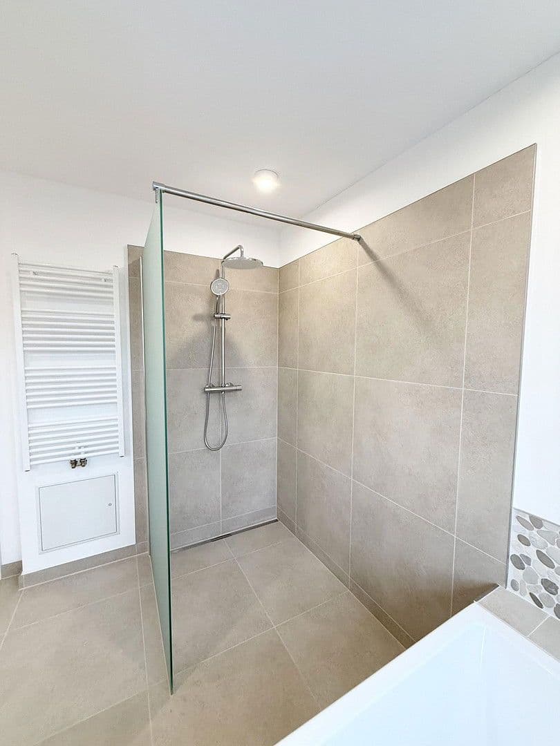 Pronájem bytu 3+1 90 m², Berlin, Berlín Pronájem bytu 3+1 90 m², Berlin, Berlín