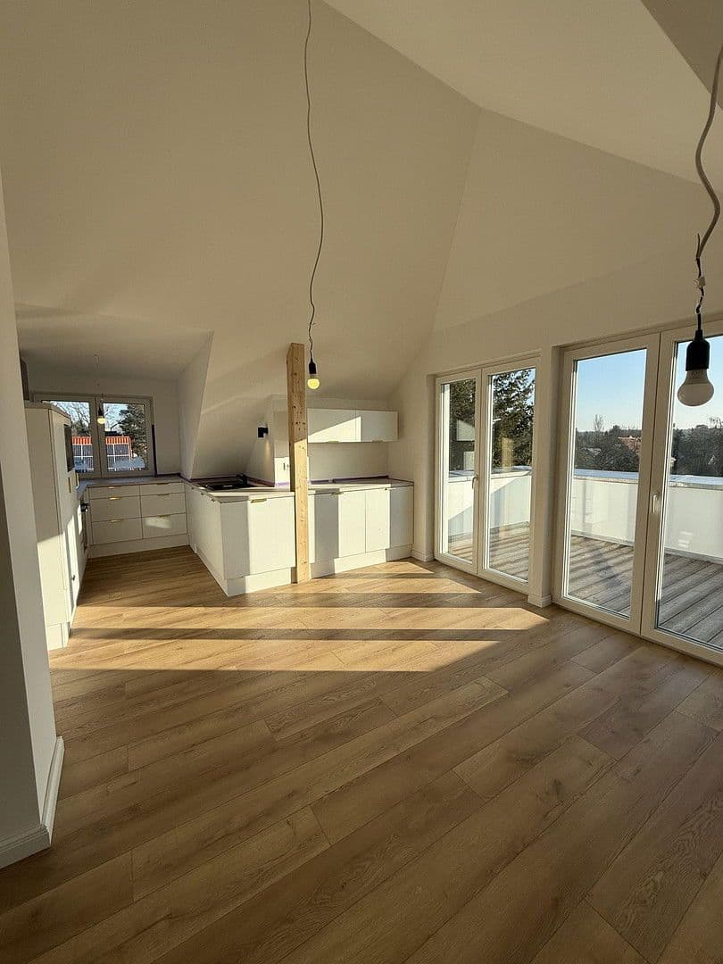 Pronájem bytu 3+1 90 m², Berlin, Berlín Pronájem bytu 3+1 90 m², Berlin, Berlín