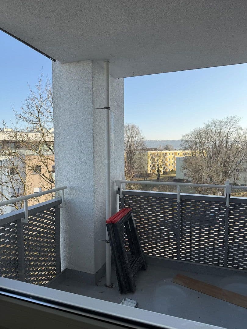 Pronájem bytu 2+1 52 m², Ettenhoferstr. 28, Fürstenfeldbruck, Bavorsko Pronájem bytu 2+1 52 m², Ettenhoferstr. 28, Fürstenfeldbruck, Bavorsko