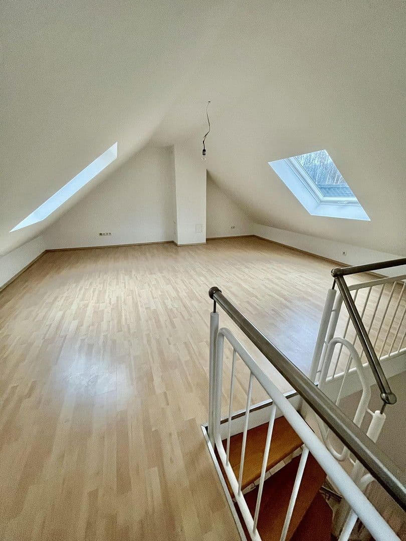 Pronájem domu 146 m², pozemek 209 m², Niedernhausen, Hessen Pronájem domu 146 m², pozemek 209 m², Niedernhausen, Hessen