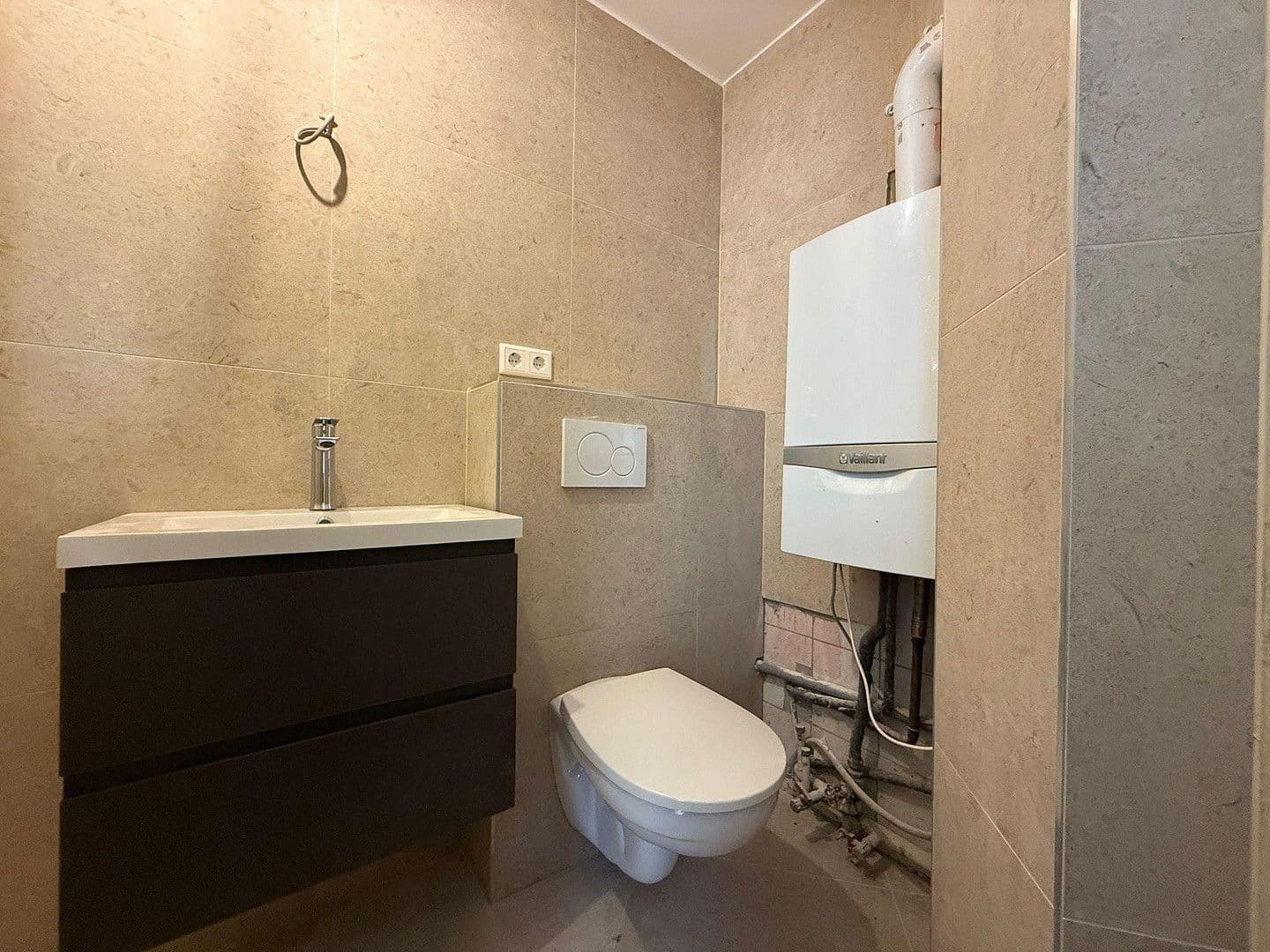 Prodej bytu 3+1 58 m², Einbecker Straße 20, Bremen, Bremen Prodej bytu 3+1 58 m², Einbecker Straße 20, Bremen, Bremen