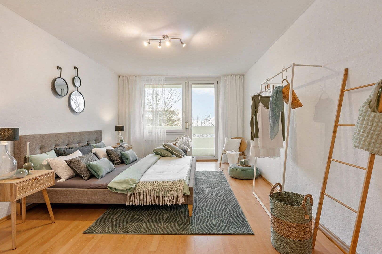 Prodej bytu 4+1 122 m², Rembrandtstraße 7, Nürtingen, Bádensko-Württembersko Prodej bytu 4+1 122 m², Rembrandtstraße 7, Nürtingen, Bádensko-Württembersko