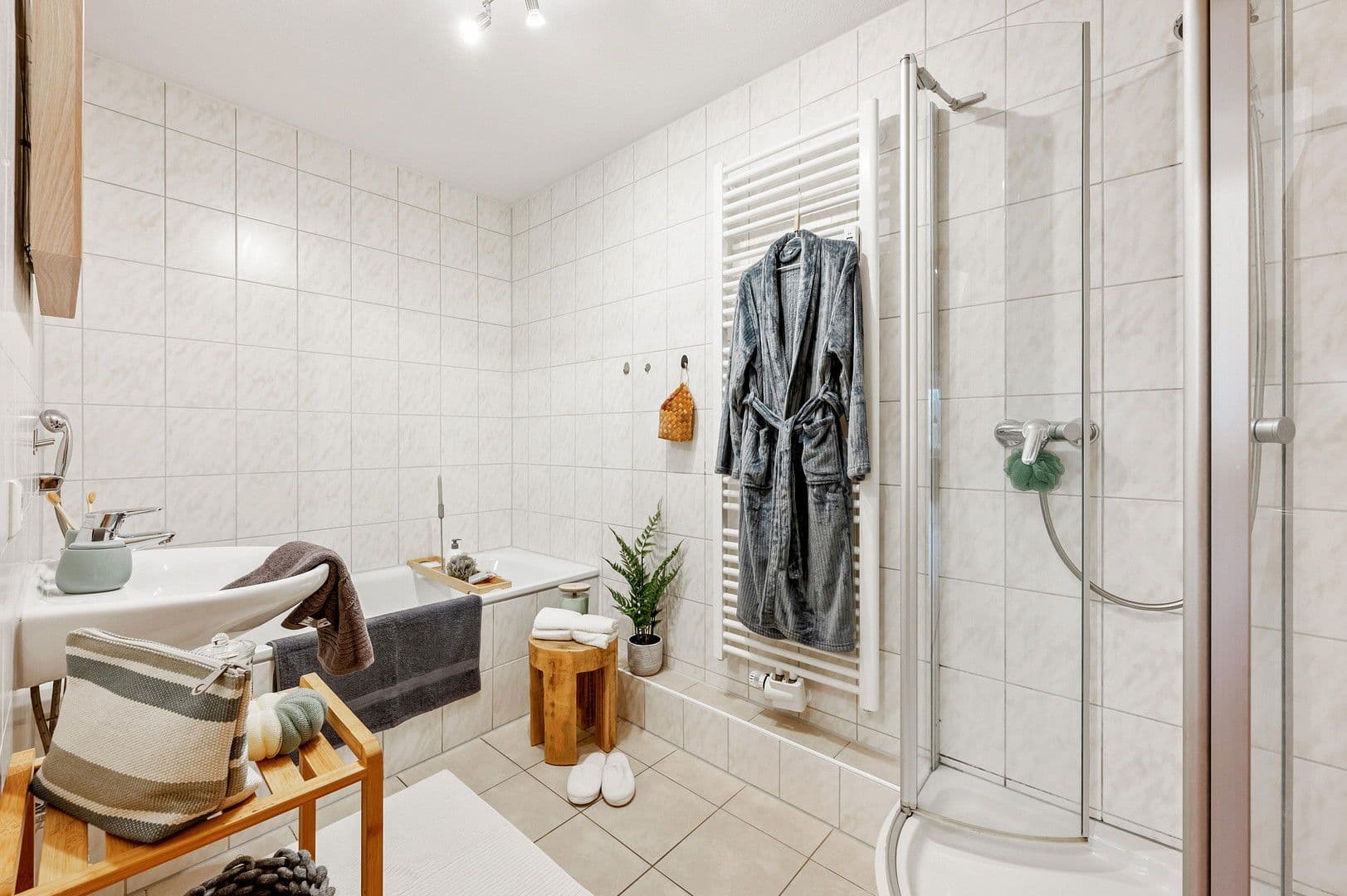 Prodej bytu 4+1 122 m², Rembrandtstraße 7, Nürtingen, Bádensko-Württembersko Prodej bytu 4+1 122 m², Rembrandtstraße 7, Nürtingen, Bádensko-Württembersko