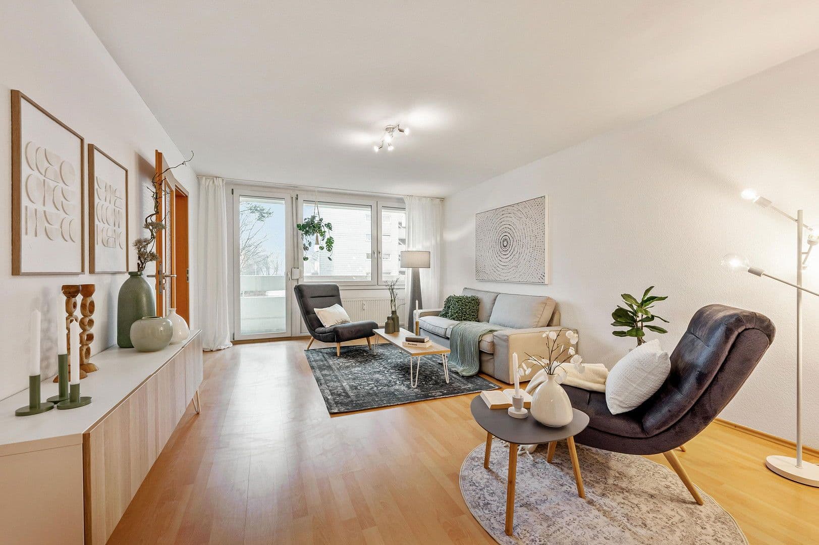 Prodej bytu 4+1 122 m², Rembrandtstraße 7, Nürtingen, Bádensko-Württembersko Prodej bytu 4+1 122 m², Rembrandtstraße 7, Nürtingen, Bádensko-Württembersko