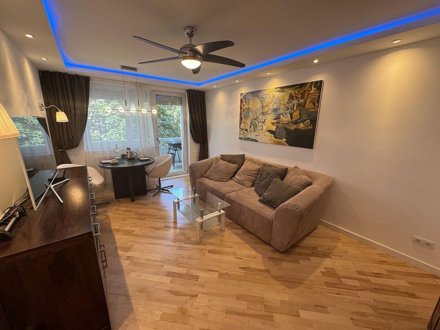 Prodej bytu 3+1 58 m², Neue Jakobstr. 23, Berlin, Berlín Prodej bytu 3+1 58 m², Neue Jakobstr. 23, Berlin, Berlín