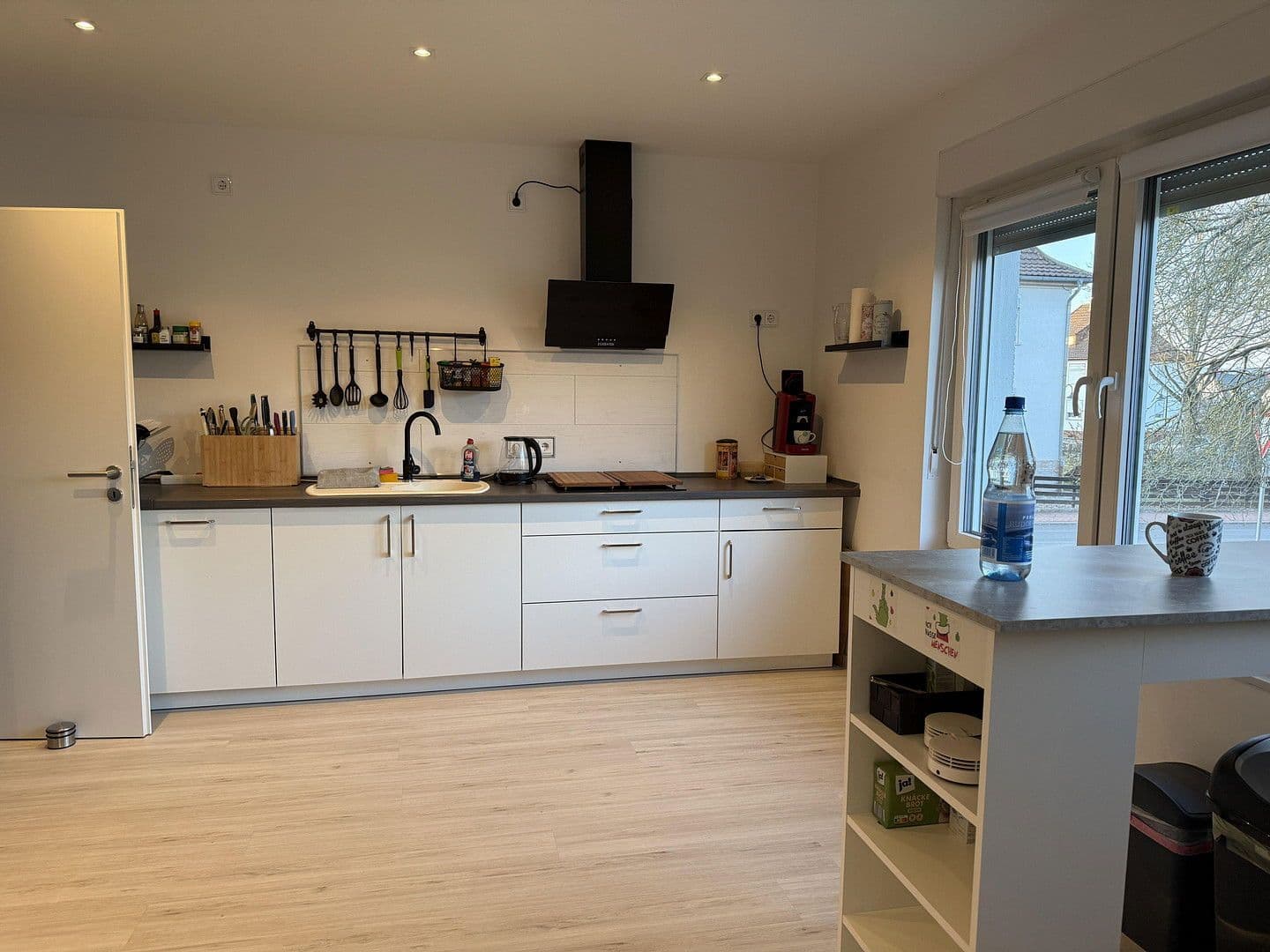 Pronájem domu 130 m², pozemek 813 m², Steinbergstr. 1, Heringen (Werra), Hessen Pronájem domu 130 m², pozemek 813 m², Steinbergstr. 1, Heringen (Werra), Hessen