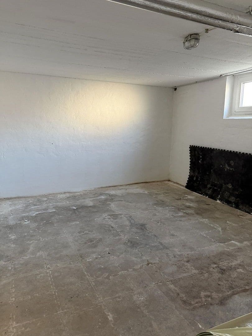 Pronájem domu 130 m², pozemek 813 m², Steinbergstr. 1, Heringen (Werra), Hessen Pronájem domu 130 m², pozemek 813 m², Steinbergstr. 1, Heringen (Werra), Hessen