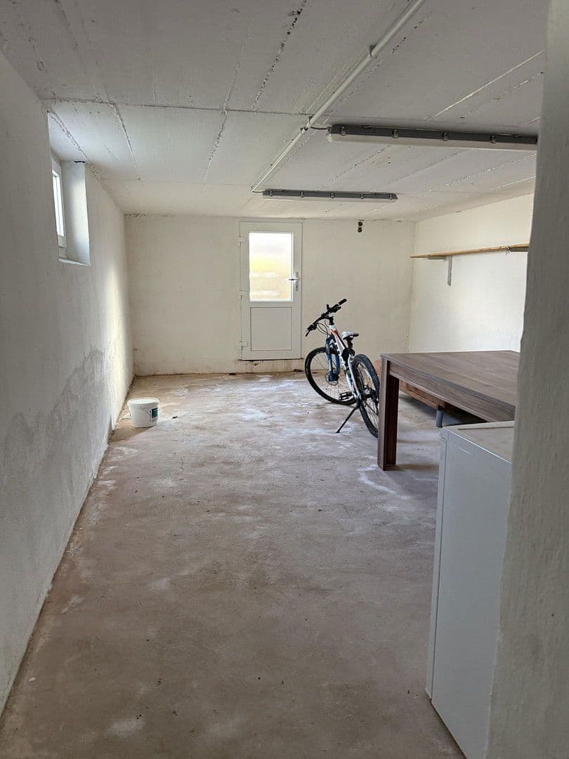 Pronájem domu 130 m², pozemek 813 m², Steinbergstr. 1, Heringen (Werra), Hessen Pronájem domu 130 m², pozemek 813 m², Steinbergstr. 1, Heringen (Werra), Hessen