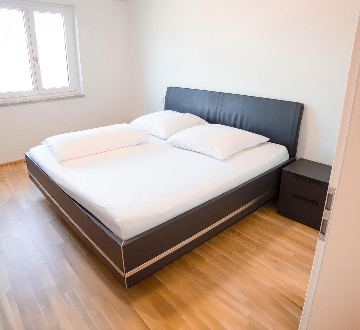 Pronájem bytu 4+1 108 m², Zimmererstr. 16, Augsburg, Bavorsko Pronájem bytu 4+1 108 m², Zimmererstr. 16, Augsburg, Bavorsko