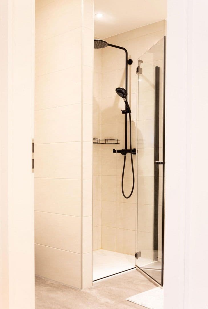 Pronájem bytu 4+1 108 m², Zimmererstr. 16, Augsburg, Bavorsko Pronájem bytu 4+1 108 m², Zimmererstr. 16, Augsburg, Bavorsko