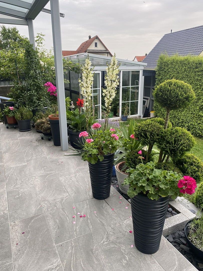 Prodej domu 211 m², pozemek 613 m², Mainleus, Bavorsko Prodej domu 211 m², pozemek 613 m², Mainleus, Bavorsko