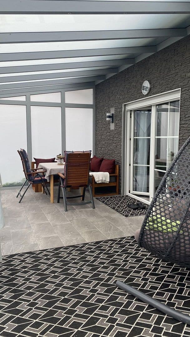 Prodej domu 211 m², pozemek 613 m², Mainleus, Bavorsko Prodej domu 211 m², pozemek 613 m², Mainleus, Bavorsko