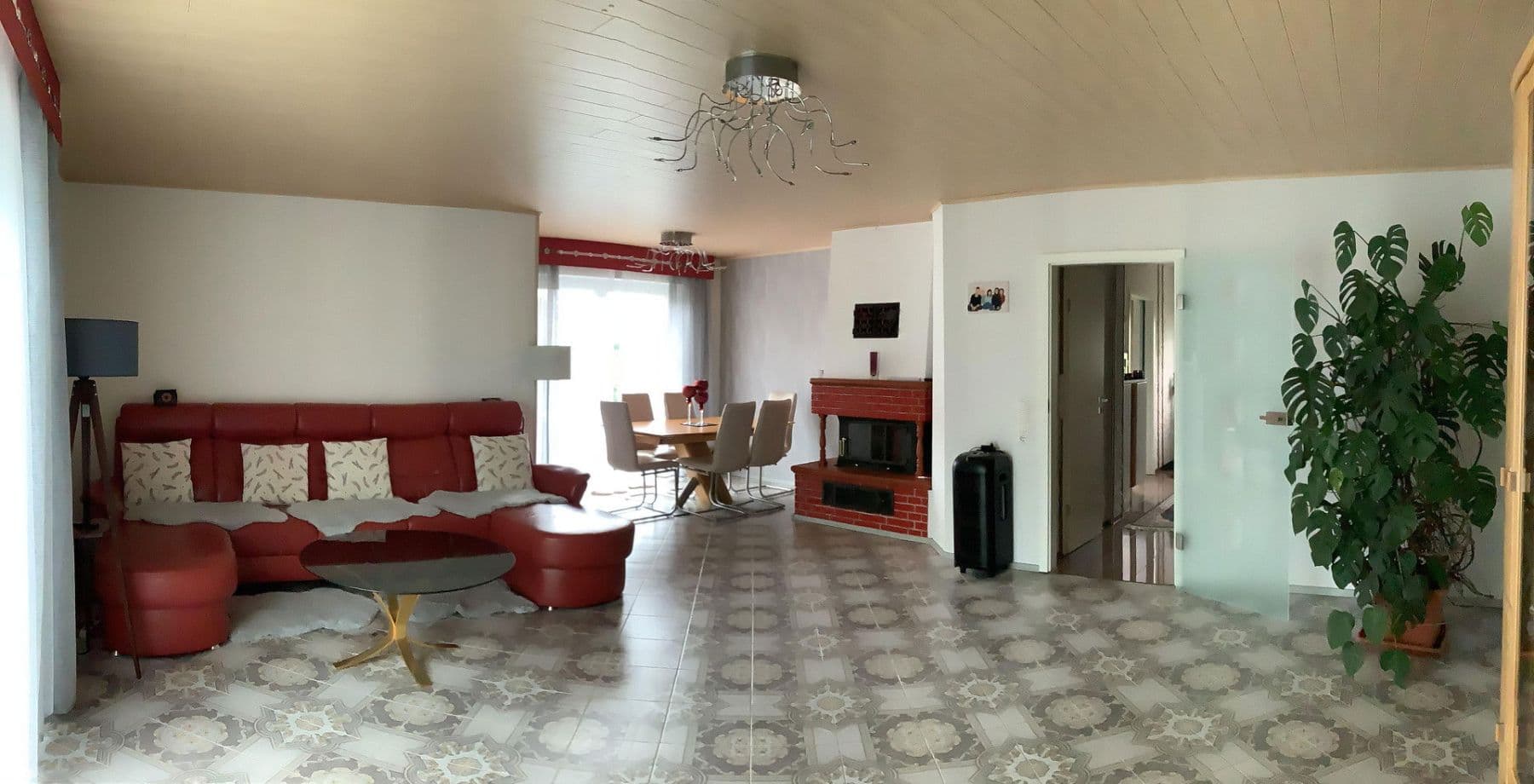 Prodej domu 211 m², pozemek 613 m², Mainleus, Bavorsko Prodej domu 211 m², pozemek 613 m², Mainleus, Bavorsko