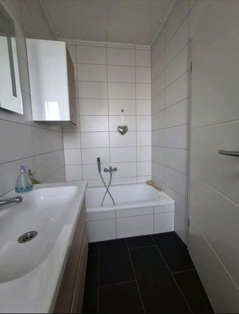 Prodej domu 115 m², pozemek 607 m², Maronengasse 834, Sassenburg, Dolní Sasko Prodej domu 115 m², pozemek 607 m², Maronengasse 834, Sassenburg, Dolní Sasko