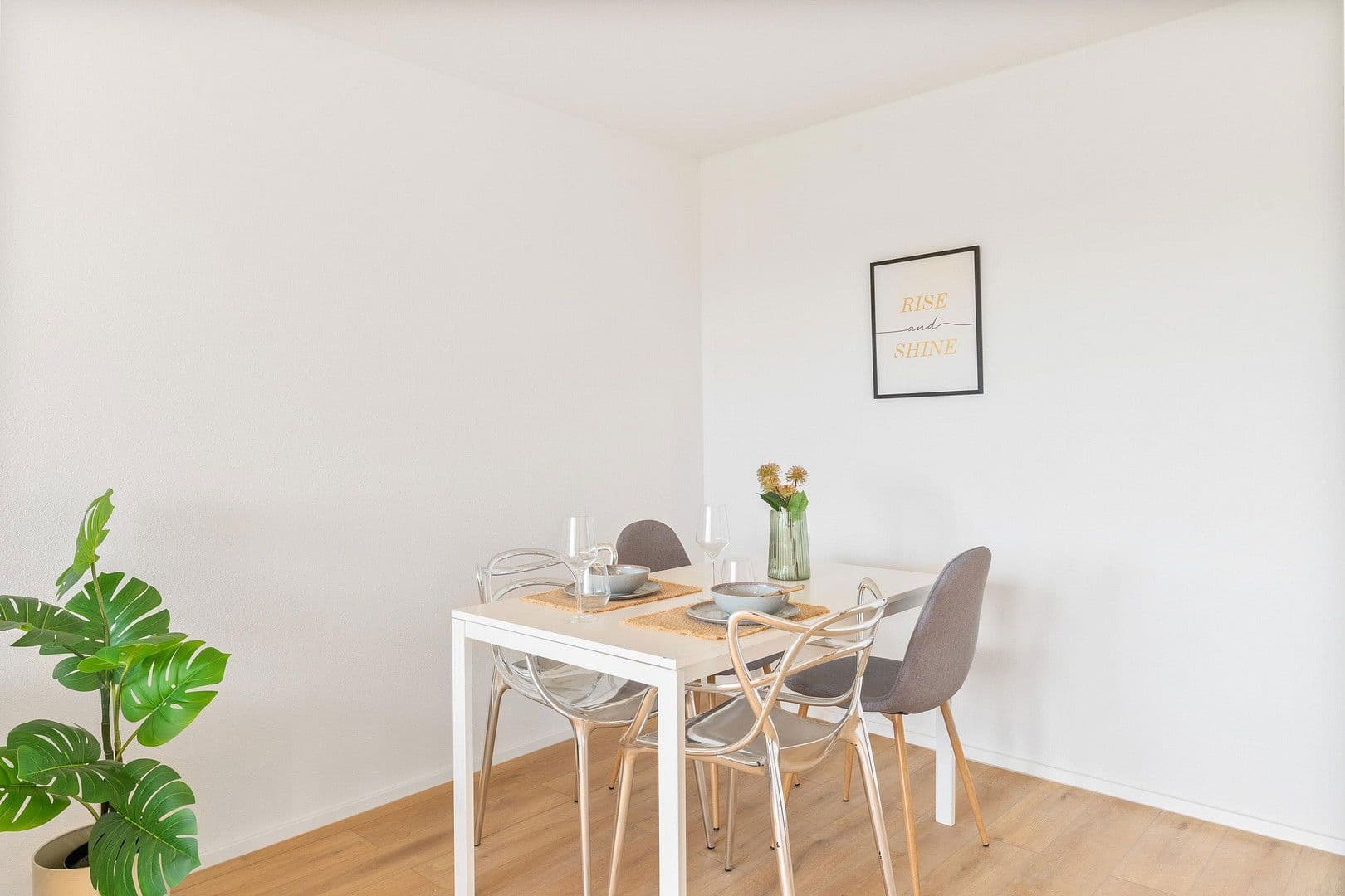 Prodej bytu 3+1 78 m², Engelbergstraße 34, Stuttgart, Bádensko-Württembersko Prodej bytu 3+1 78 m², Engelbergstraße 34, Stuttgart, Bádensko-Württembersko