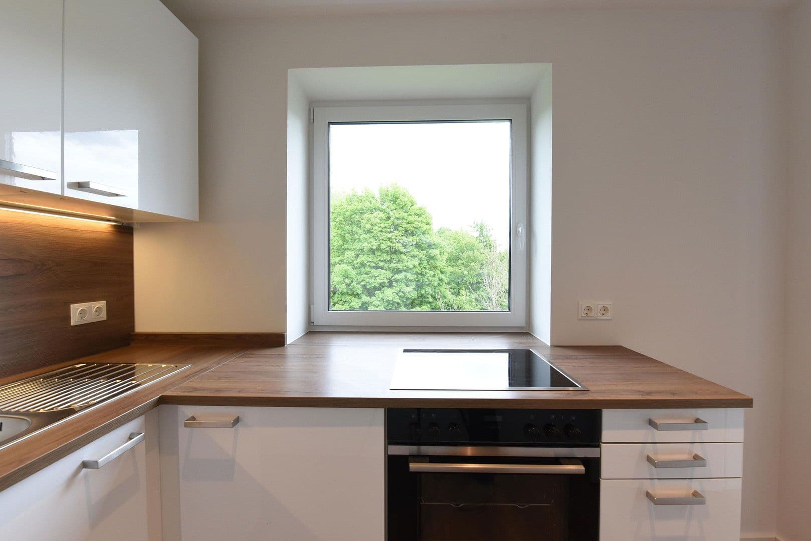 Pronájem bytu 3+1 67 m², Hamburg, Hamburg Pronájem bytu 3+1 67 m², Hamburg, Hamburg