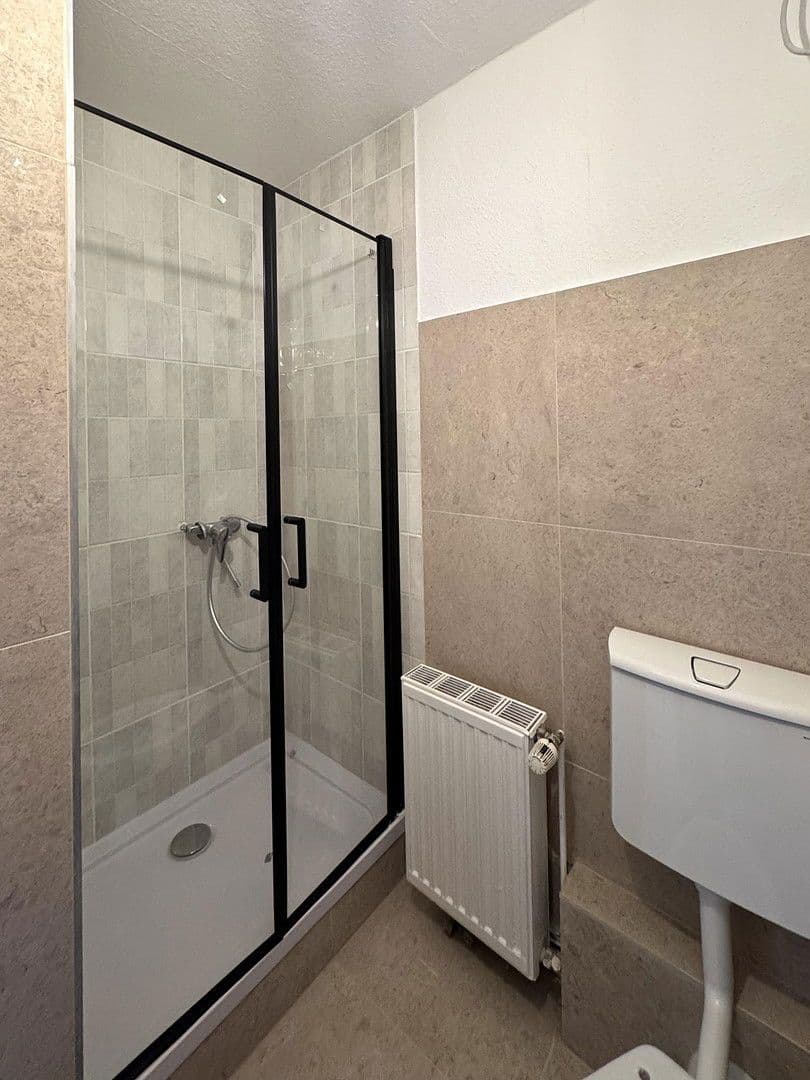 Prodej bytu 3+1 42 m², Nietzschestraße 8, Bremen, Bremen Prodej bytu 3+1 42 m², Nietzschestraße 8, Bremen, Bremen