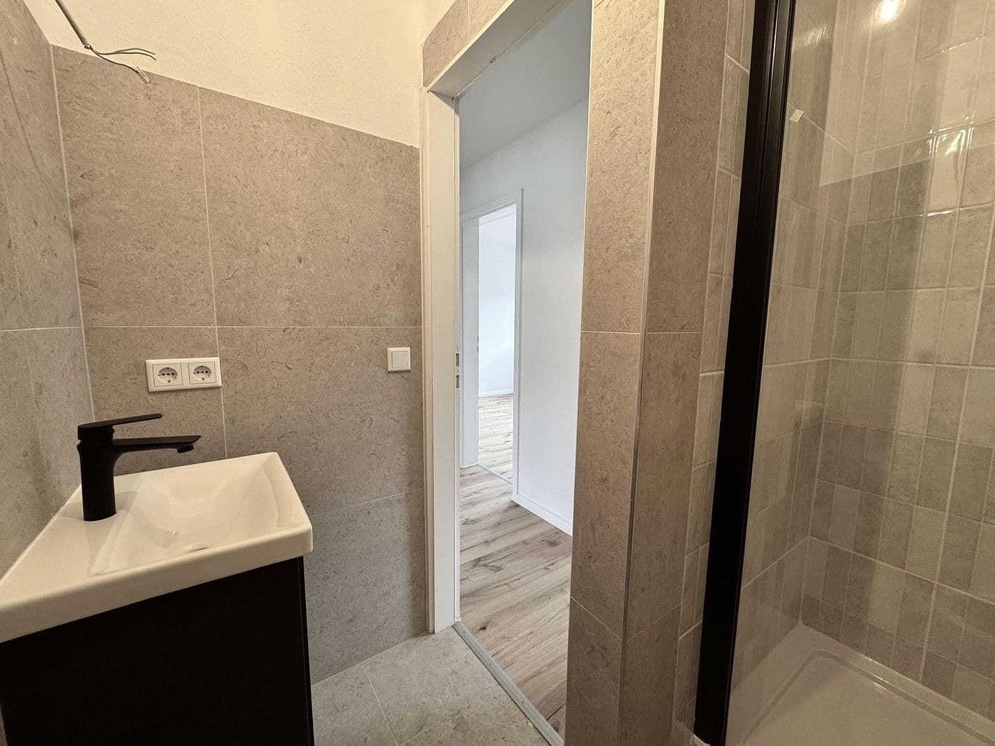 Prodej bytu 3+1 42 m², Nietzschestraße 8, Bremen, Bremen Prodej bytu 3+1 42 m², Nietzschestraße 8, Bremen, Bremen